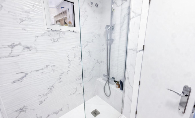 Revente - Apartment - Torrevieja - Parque de las Naciones