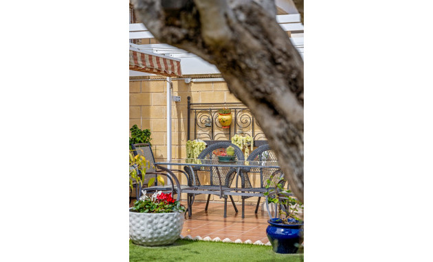 Herverkoop - Quad Villa - Ciudad Quesada - Doña Pepa