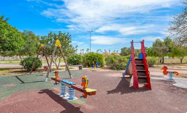 Herverkoop - Quad Villa - Ciudad Quesada - Doña Pepa