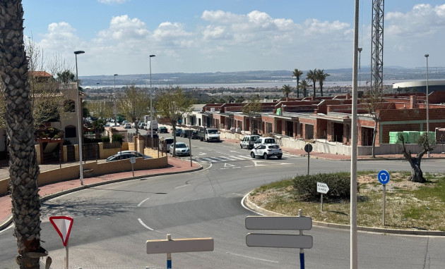 Herverkoop - Bungalow - Gelijkvloers - Torrevieja - Aguas Nuevas