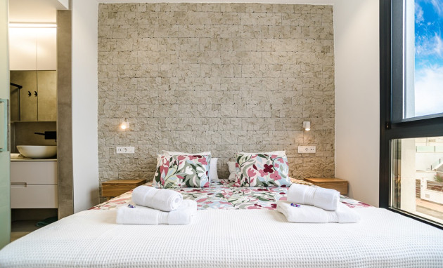 Reventa - Ático - LO PAGÁN