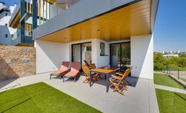 Resale - Apartment - Las Colinas Golf Resort
