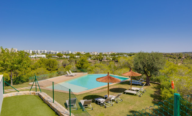Resale - Apartment - Las Colinas Golf Resort