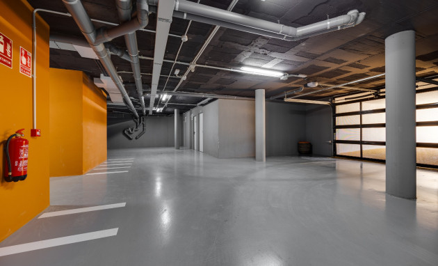 Resale - Apartment - Las Colinas Golf Resort