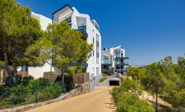 Herverkoop - Apartment - Las Colinas Golf Resort