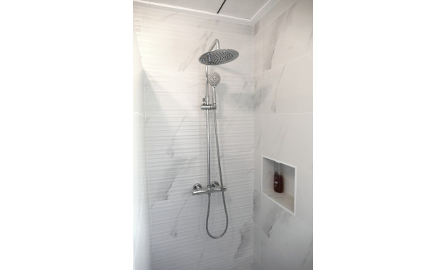 Herverkoop - Villa - Benijofar