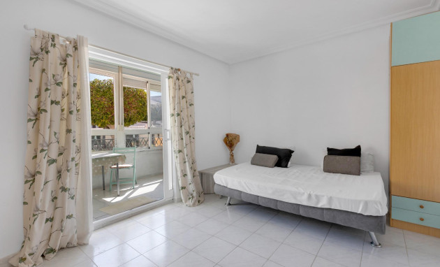 Resale - Apartment - Torrevieja - La Mata