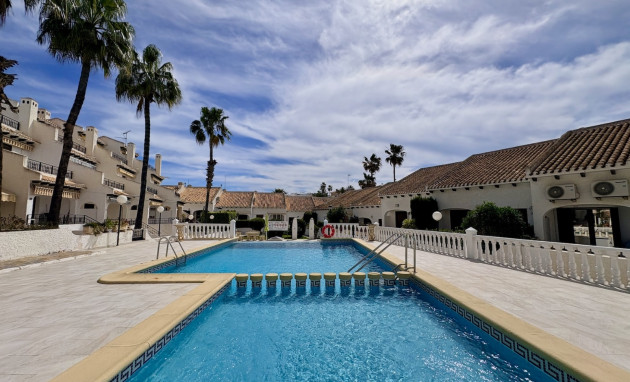 Herverkoop - Terraced house - Orihuela Costa - Cabo Roig