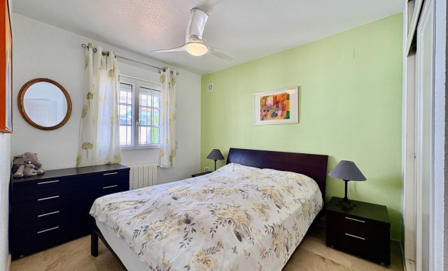 Herverkoop - Single Family Home - Orihuela - Villamartin