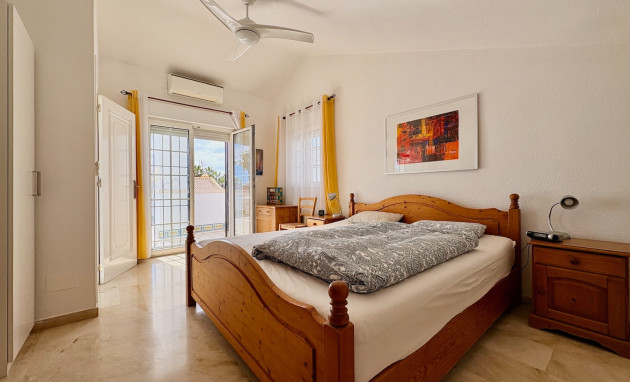 Herverkoop - Single Family Home - Orihuela - Villamartin