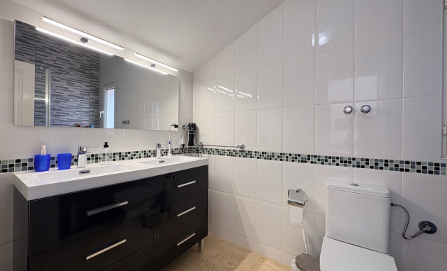 Herverkoop - Single Family Home - Orihuela - Villamartin