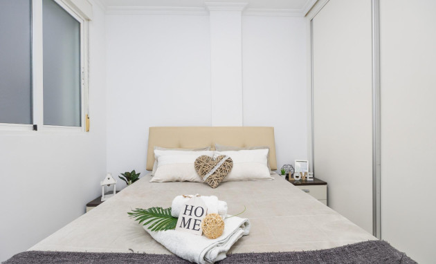 Herverkoop - Apartment - Torrevieja - Centro