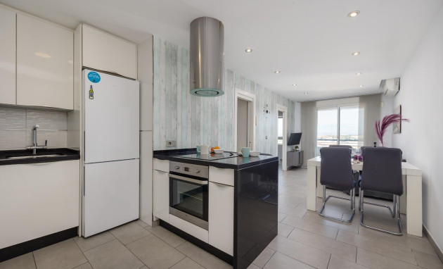 Herverkoop - Apartment - Torrevieja - Centro