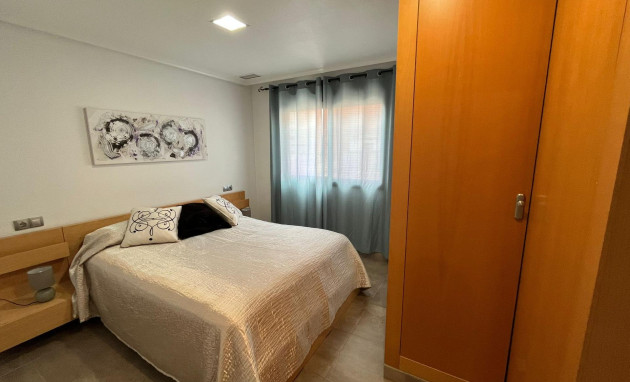 Herverkoop - Apartment - Torrevieja - La Mata pueblo