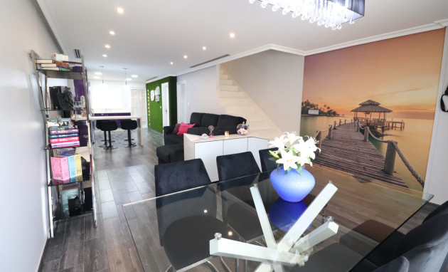 Revente - Maison de ville - Redovan - Redovan - Town