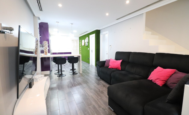 Revente - Maison de ville - Redovan - Redovan - Town