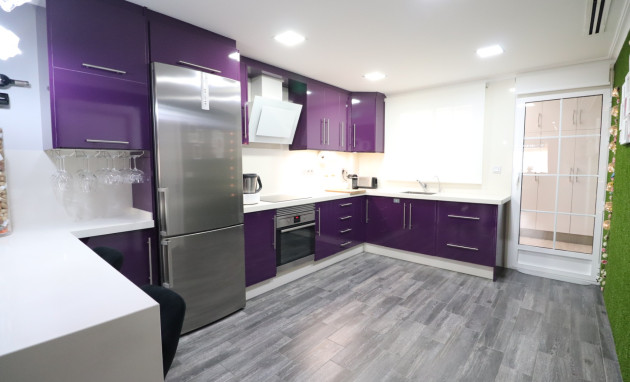 Revente - Maison de ville - Redovan - Redovan - Town