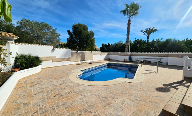 Revente - Villa - Orihuela Costa - Lomas de Campoamor-Las Ramblas