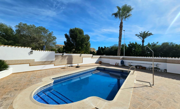 Revente - Villa - Orihuela Costa - Lomas de Campoamor-Las Ramblas