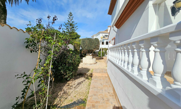 Revente - Villa - Orihuela Costa - Lomas de Campoamor-Las Ramblas