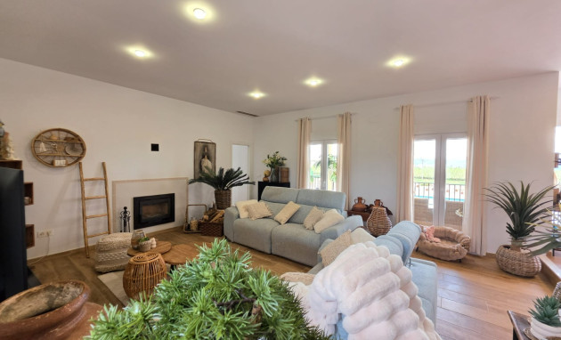 Reventa - Country Property - Pinoso - Pinoso - Country