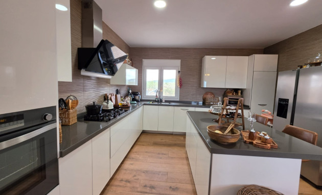 Reventa - Country Property - Pinoso - Pinoso - Country