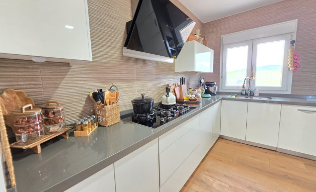 Reventa - Country Property - Pinoso - Pinoso - Country