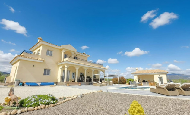 Reventa - Country Property - Pinoso - Pinoso - Country