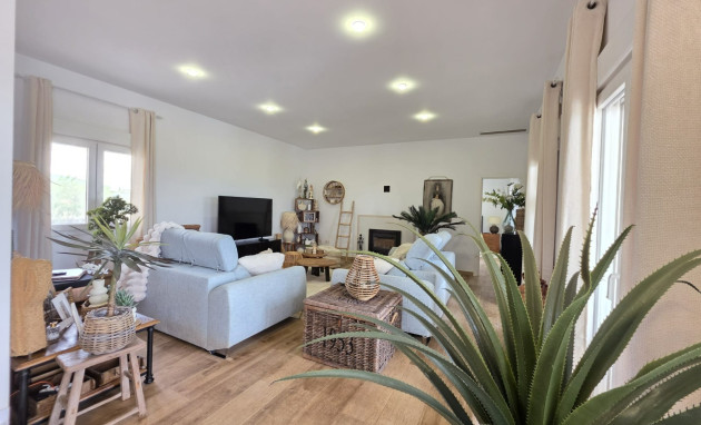 Reventa - Country Property - Pinoso - Pinoso - Country