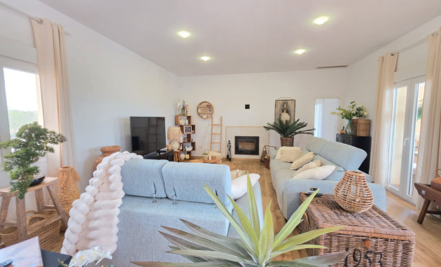 Reventa - Country Property - Pinoso - Pinoso - Country