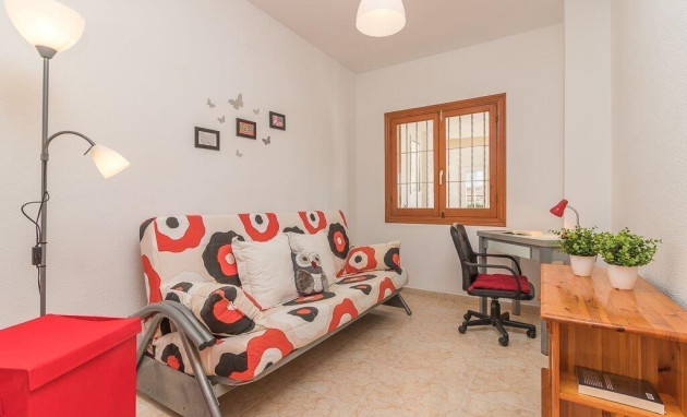 Revente - Apartment - Torrevieja - La Mata pueblo