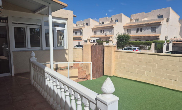 Revente - Apartment - Torrevieja - La Mata pueblo