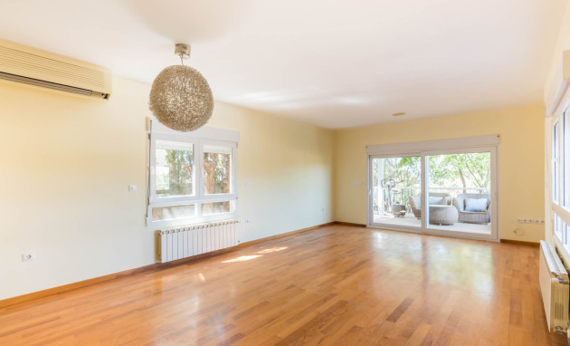 Resale - Villa - MOLINA DEL SEGURA