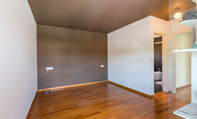 Resale - Villa - MOLINA DEL SEGURA