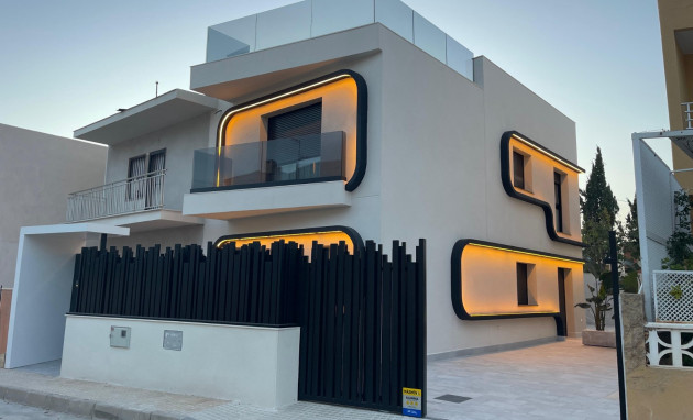 Revente - Semi detached Villa - Torre de La Horadada - Torre de La Horadada - Town