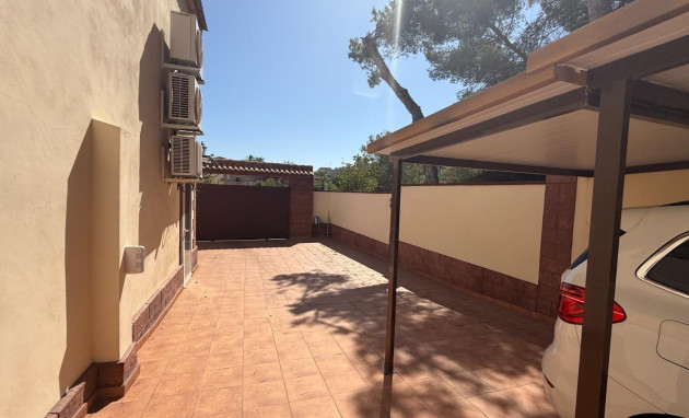 Revente - Villa - Torrevieja - Los Balcones - Los Altos del Edén