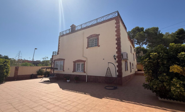Revente - Villa - Torrevieja - Los Balcones - Los Altos del Edén