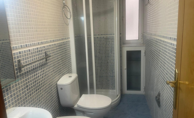 Herverkoop - Apartment - Torrevieja - Playa del Cura