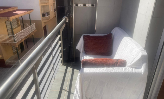 Herverkoop - Apartment - Torrevieja - Playa del Cura