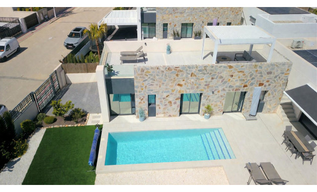 Herverkoop - Detached Villa - Algorfa - La Finca Golf Resort