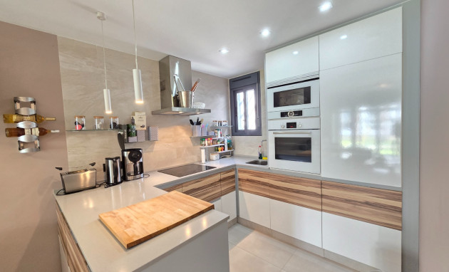 Herverkoop - Apartment / Flat * - Orihuela Costa * - Punta Prima *