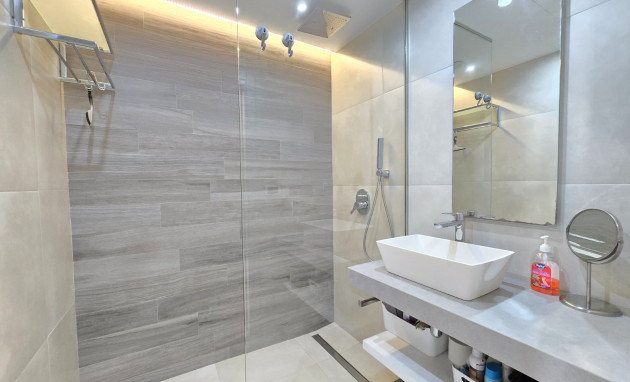 Herverkoop - Apartment / Flat * - Orihuela Costa * - Punta Prima *