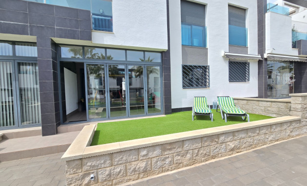 Herverkoop - Apartment / Flat * - Orihuela Costa * - Punta Prima *