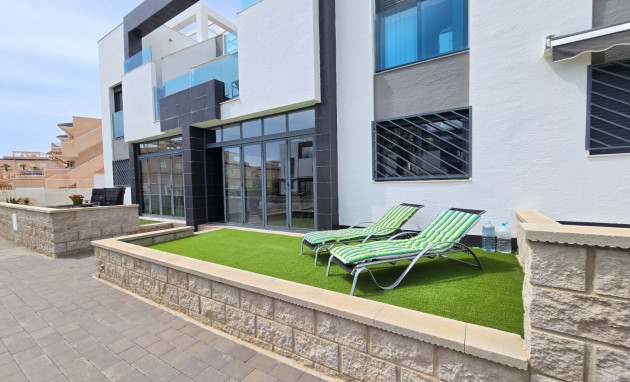 Herverkoop - Apartment / Flat * - Orihuela Costa * - Punta Prima *