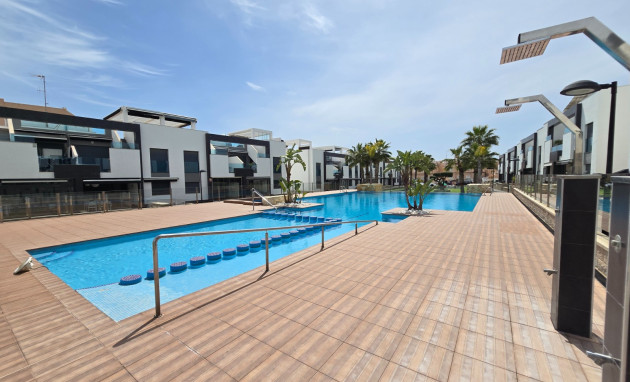 Herverkoop - Apartment / Flat * - Orihuela Costa * - Punta Prima *