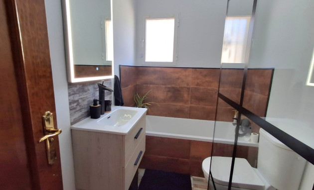 Herverkoop - Villa Detached - Ciudad Quesada - Doña pepa