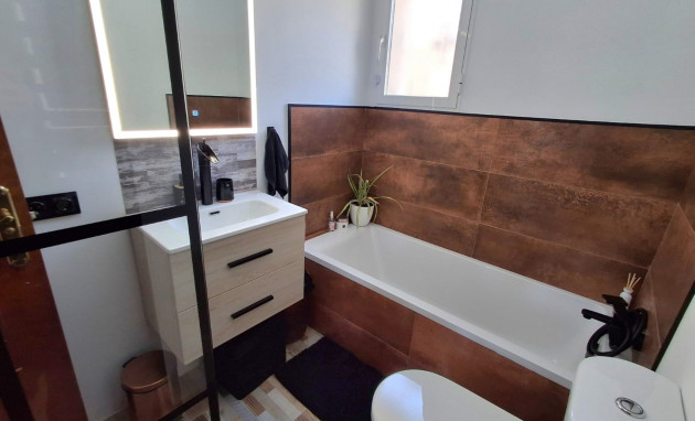 Herverkoop - Villa Detached - Ciudad Quesada - Doña pepa