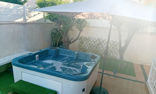 Herverkoop - Villa Detached - Ciudad Quesada - Doña pepa