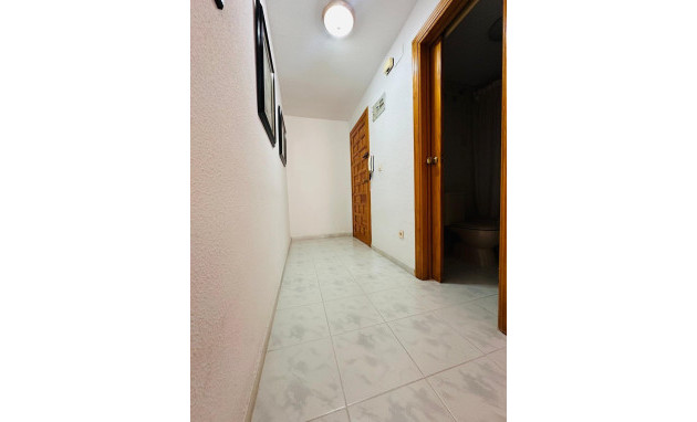 Herverkoop - Apartment - Torrevieja - Playa del cura