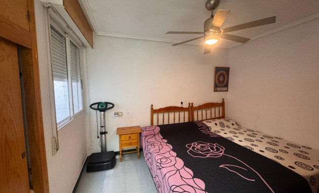 Herverkoop - Apartment - Torrevieja - Centro